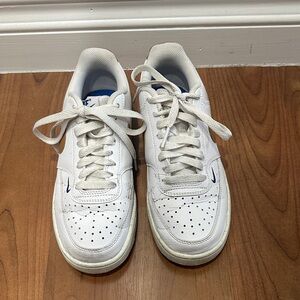 Nike Court Vision Low Women’s Sneakers